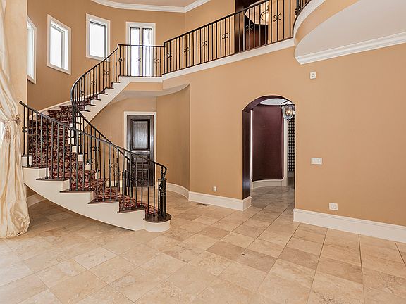 4th image of 17850 Sterling Glen Ln