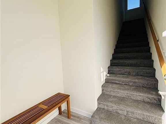 5th image of 1024 N 8th St #B