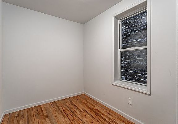 4th image of 220 E 84th St APT 1B