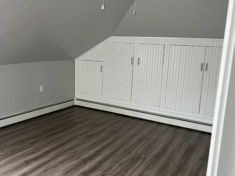 1 Laud St #2 — Photo 10