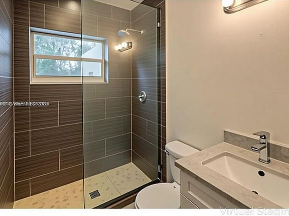 3rd image of 1080 NE 145th St