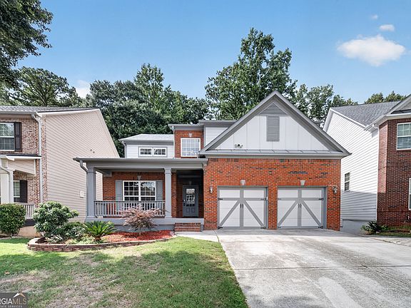 3rd image of 1381 Scenic Pines Dr