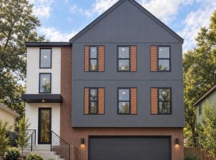 312 Oak Tree Dr, Saint Louis, MO 63119