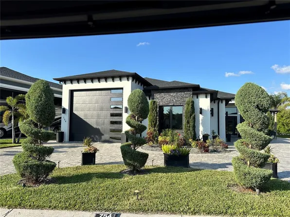 754 Meandering Way, Polk City, FL 33868