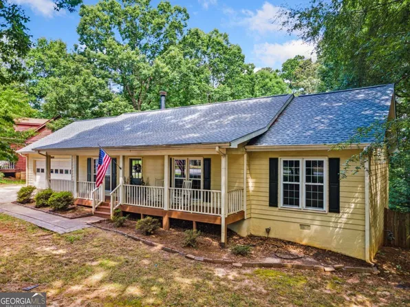 1995 Plantation Rd, Lawrenceville, GA 30044