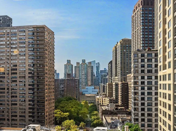 344 W 72nd St #1104, New York, NY 10023