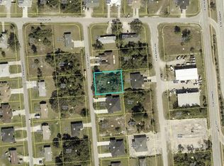 109/111 Gilbert Ave S, Lehigh Acres, FL 33973