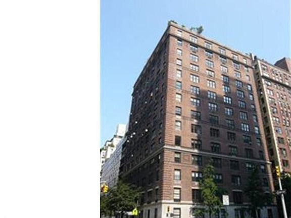 5th image of 1060 Park Ave APT 2B
