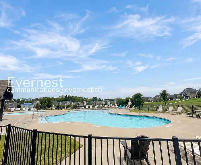 806 Sunset View Dr — Photo 24