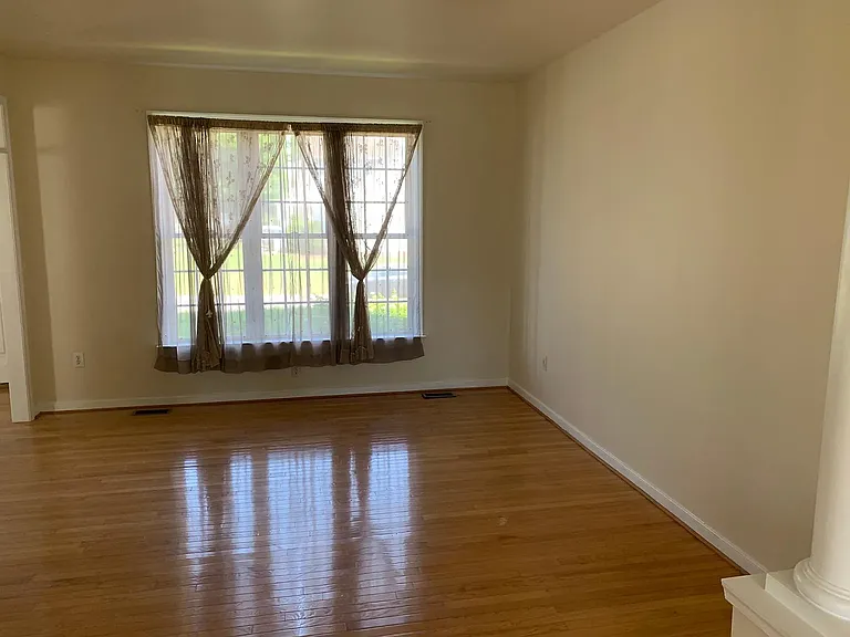 548 Green Garden Cir — Photo 2