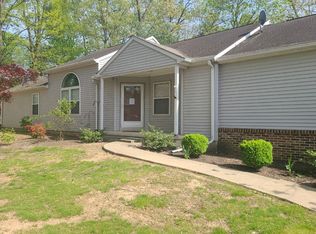 1035 Oak Knoll Dr, Harrisburg, PA 17111