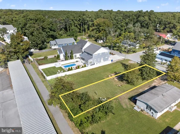 37162 Burton Ave, Rehoboth Beach, DE 19971