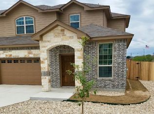 167 Lakeview Ct, Kyle, TX 78640