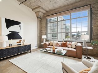 201 4th St APT 304, Oakland, CA 94607