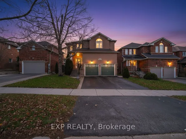 23 Prince Of Wales Dr, Barrie, ON L4N 0T5