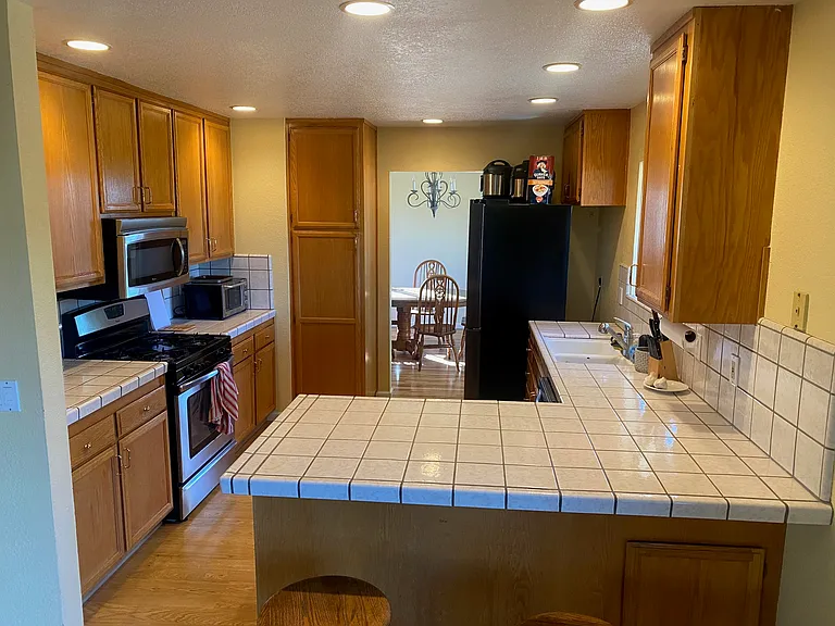 401 Chaco Canyon Ct — Photo 7