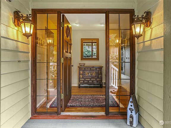 3rd image of 2023 192nd Avenue SE