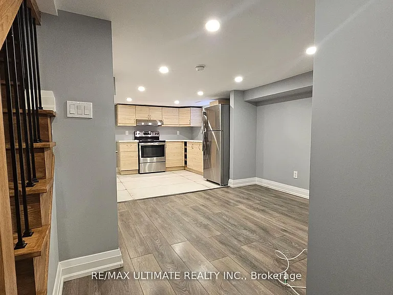 494 Lauder Ave #BASEMENT — Photo 7