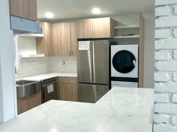 421 10th St FLOOR 2