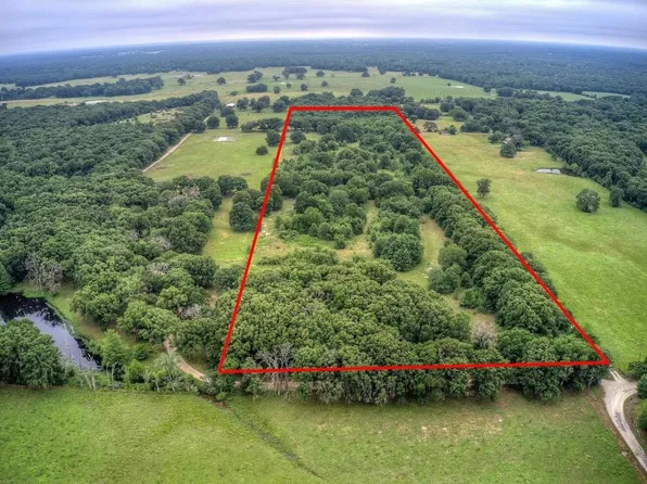 3251 Rs County Rd #2470, Emory, TX 75440