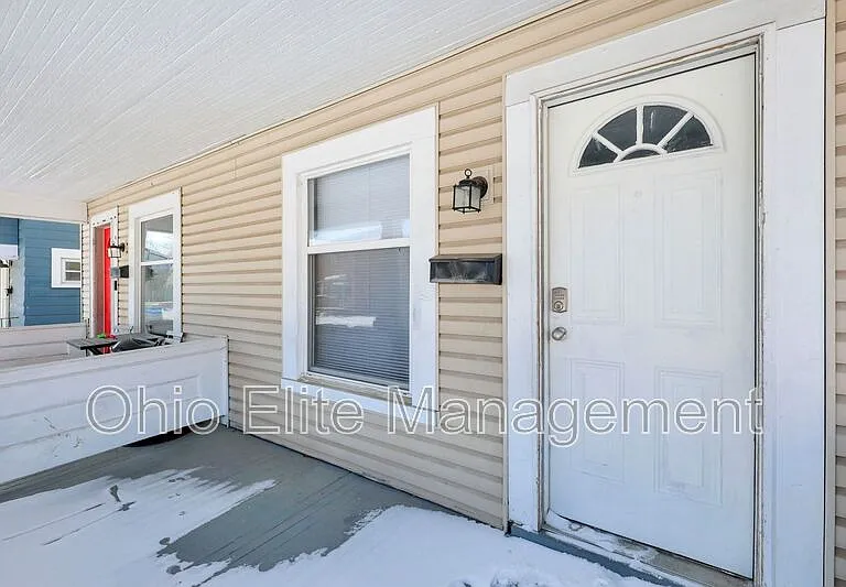 775 S 17th St — Photo 5