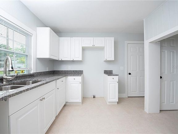 5th image of 2341 Avenue E NW