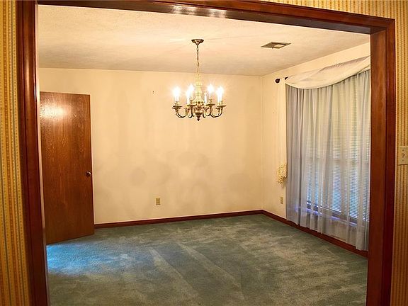 5th image of 61183 Queen Ann Dr