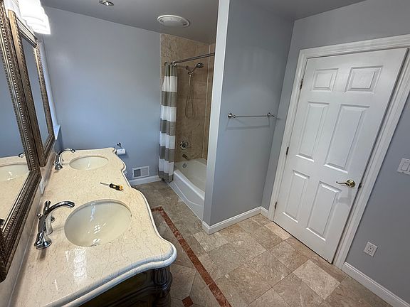 4th image of 4371 Mattos Dr