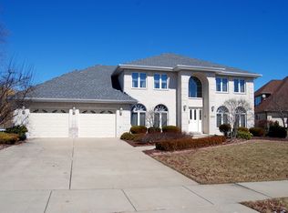 10844 Carolyn Ct, Orland Park, IL 60467