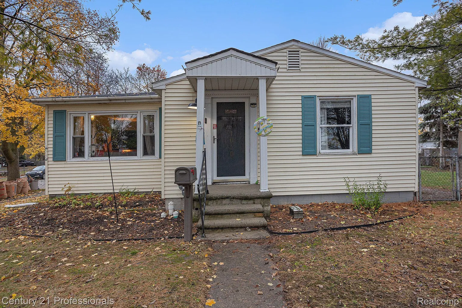 1010 Dunbar St photo 1