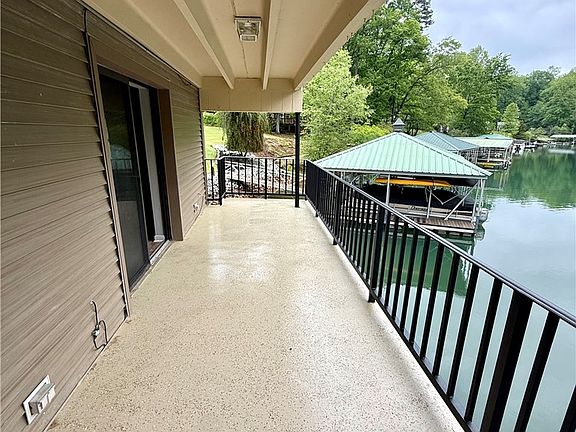 2nd image of 1200 Loran Pointe Cir