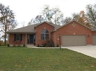 2848 Wooden Ln, Troy, OH