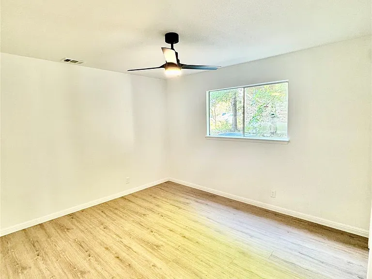 9506 Stonebridge Dr — Photo 26