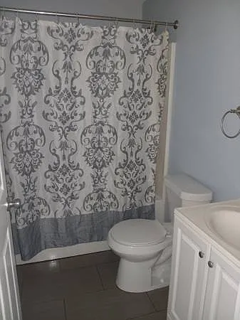 106 Columbia Ave #D — Photo 5
