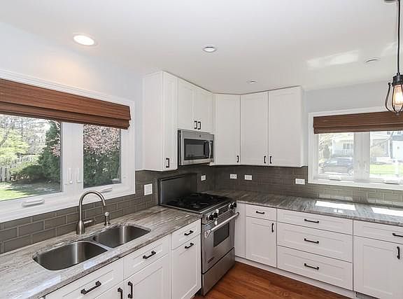 5th image of 1204 Weston Dr