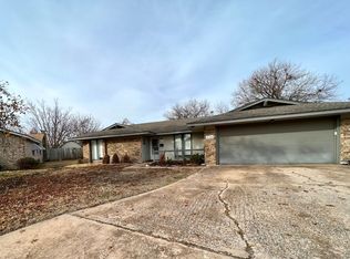 1026 Rogers Ter, Enid, OK 73703