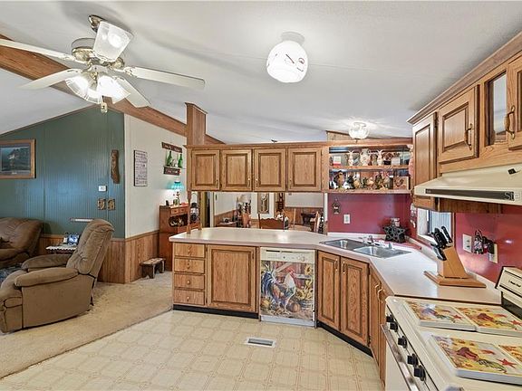 4th image of 36400 Ramblewood Ln