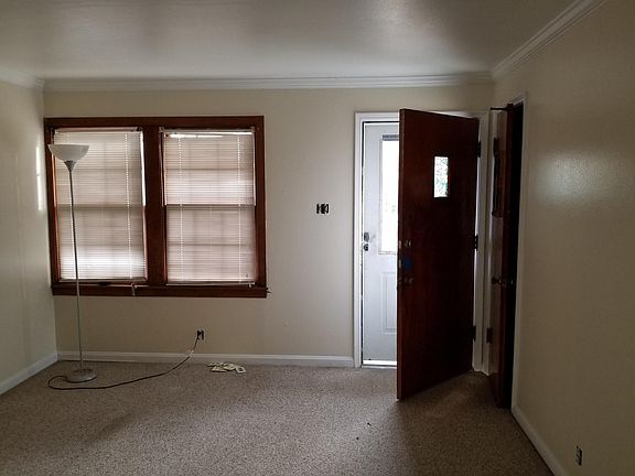 4th image of 1135 Bliss Dr