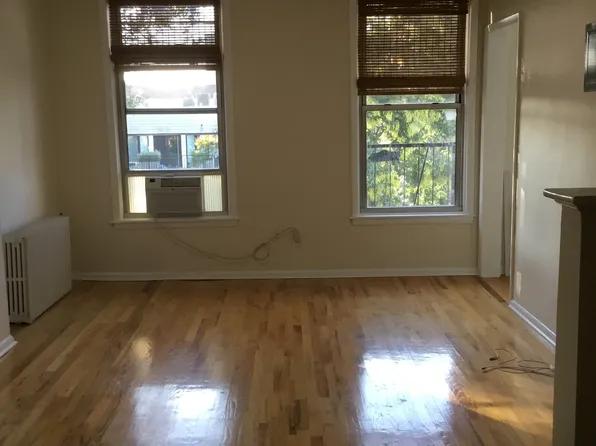 1032 Garden Street image 10 of 14