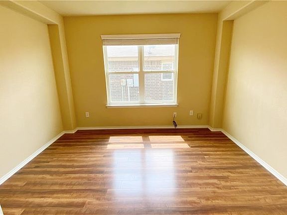 3rd image of 2104 Golden Eagle Dr