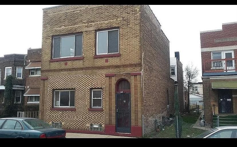 1st image of 3736 Euclid Ave Unit 2F