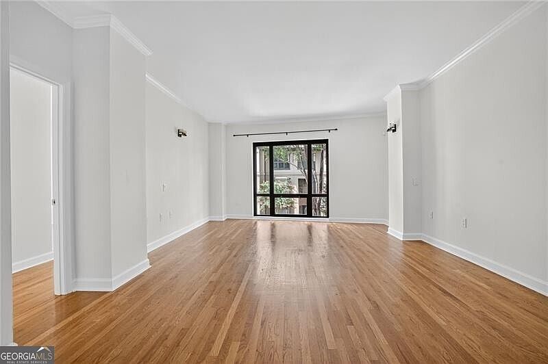 1st image of 3475 Oak Valley Rd NE APT 250