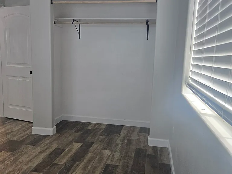 7727 McKinley Ave — Photo 12