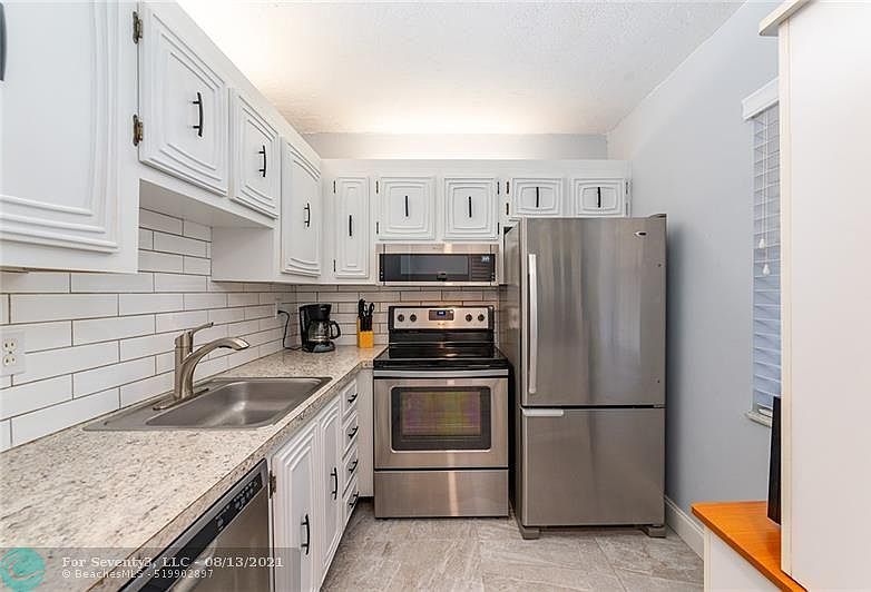 1st image of 2801 Somerset Dr APT 207