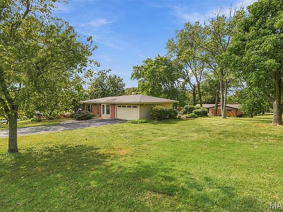 2nd image of 1 Barbary Ln