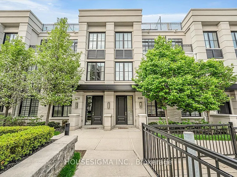 1190 Cawthra Rd #606 — Photo 2