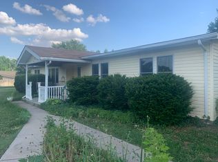 409 E Shadybrook Ct, Cheney, KS 67025