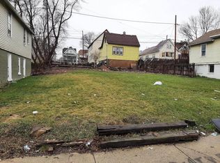 1959 S 5th Pl, Milwaukee, WI 53204