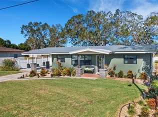 16 Beverly Dr, Frostproof, FL 33843