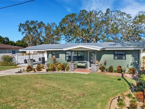 16 Beverly Dr, Frostproof, FL 33843